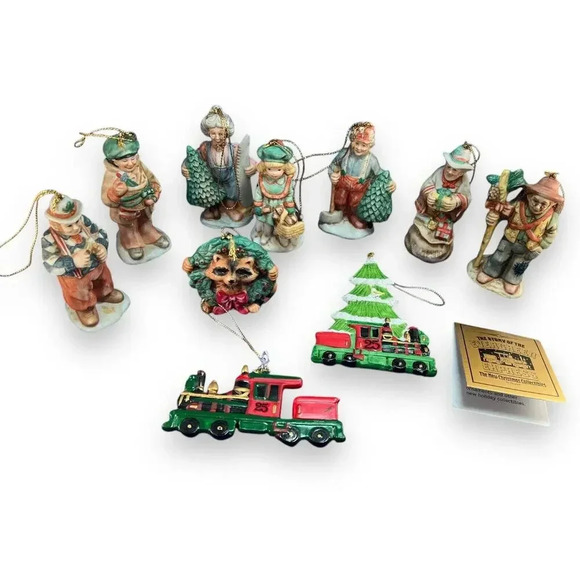Set 10 The Evergreen Express Roman 1986 Porcelain Christmas Ornaments - Picture 1 of 8